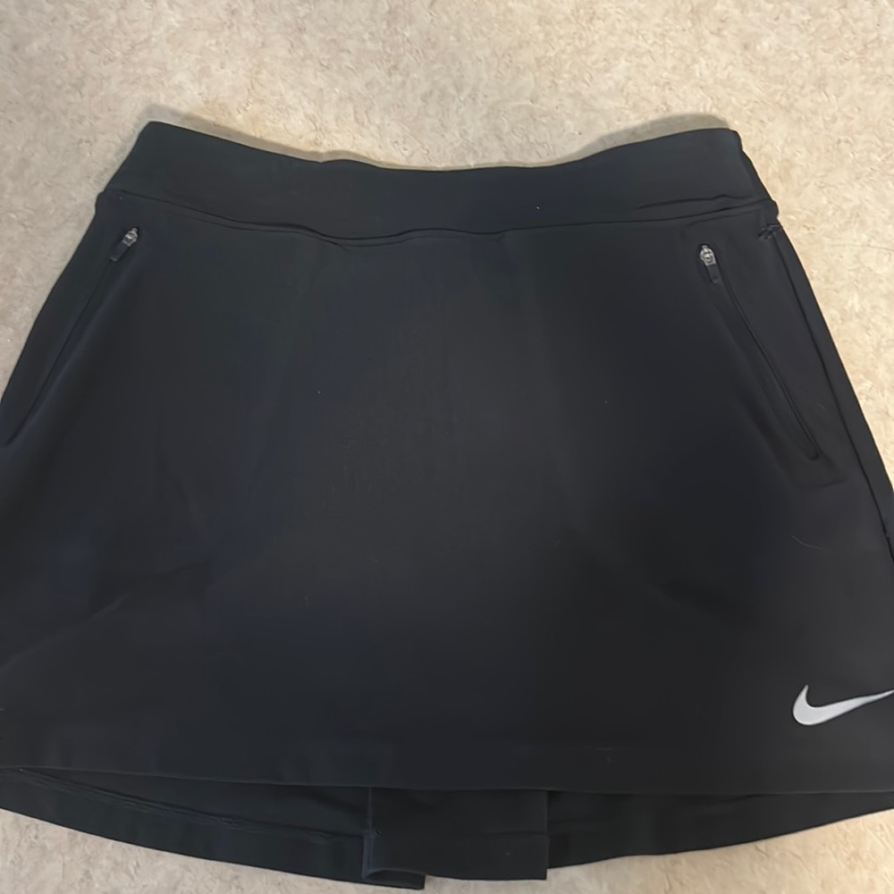 Nike golfing skirt, size small